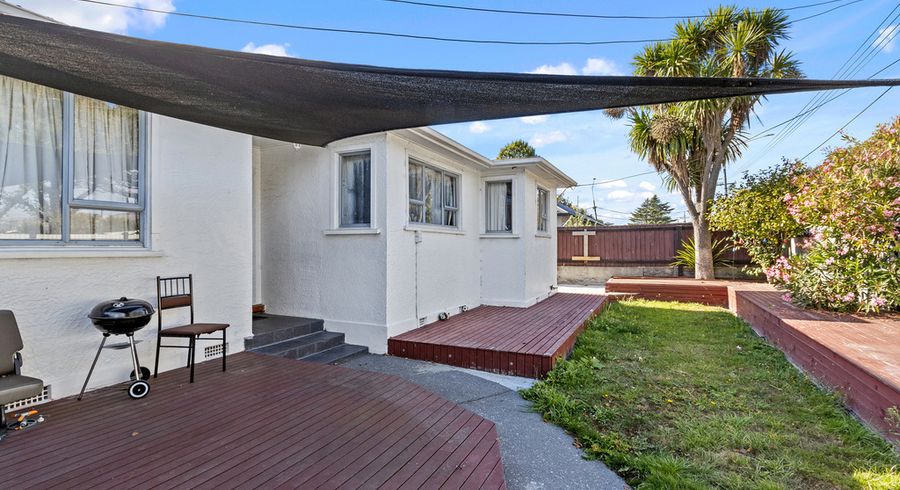  at 1/381 Linwood Avenue, Bromley, Christchurch
