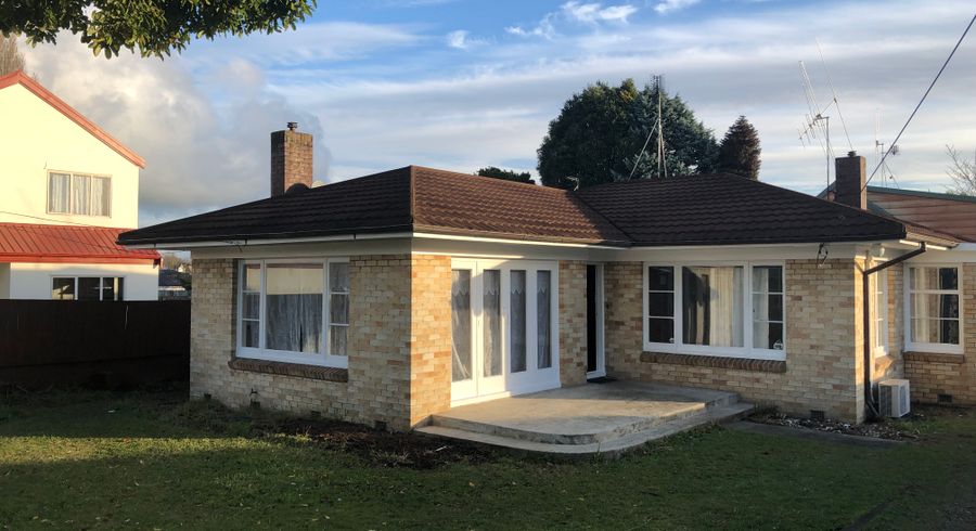  at 11 Peachgrove Road, Hamilton East, Hamilton