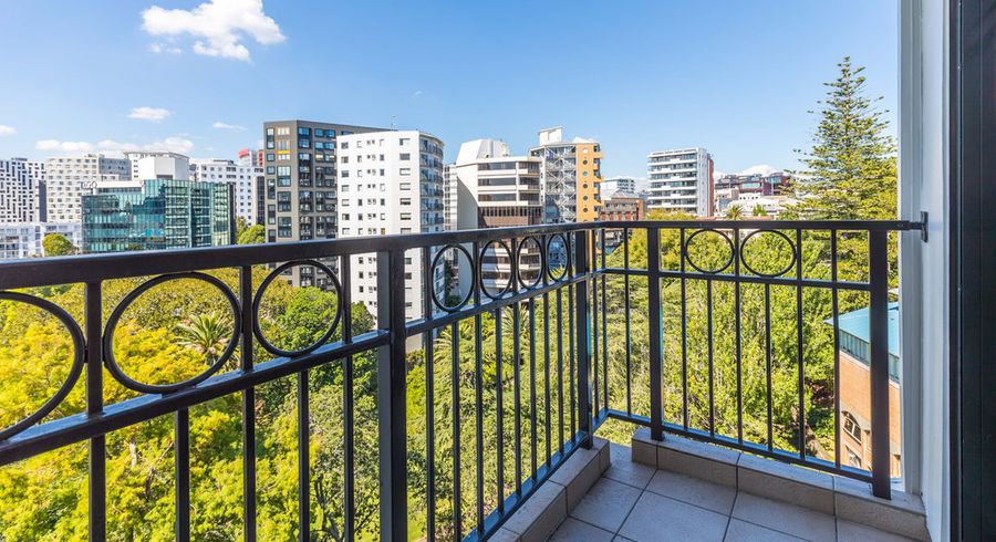  at 6P/100 Greys Avenue, Auckland Central, Auckland