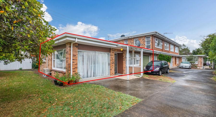  at 1/12 Wairakei Street, Greenlane, Auckland