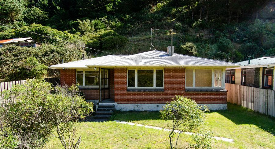  at 283 Happy Valley Road, Owhiro Bay, Wellington