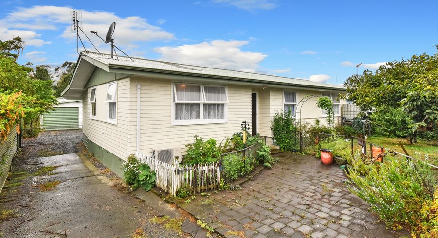  at 20 Greenhaven Avenue, Opaheke, Papakura