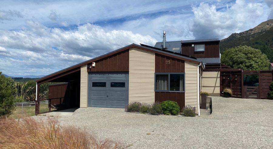  at 25 Parry Crescent, Wanaka