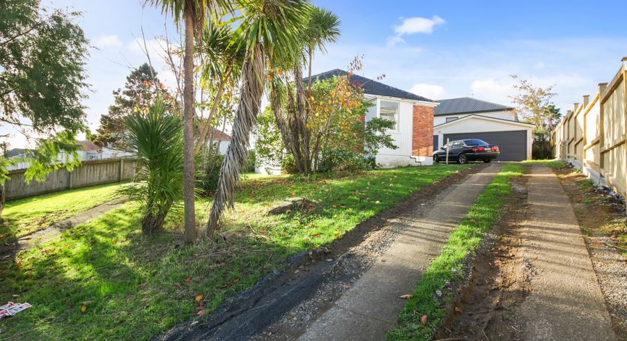  at 20 Milliken Avenue, Mount Roskill, Auckland