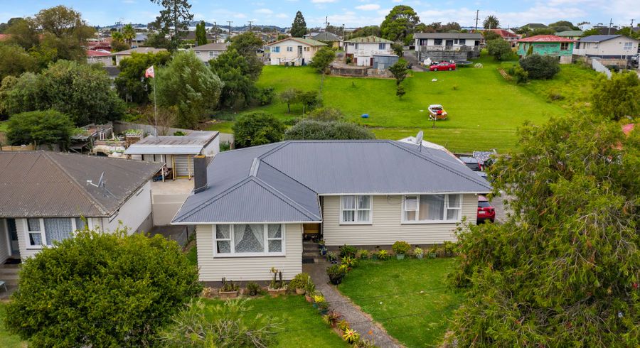  at 6 Tindall Crescent, Otara, Auckland