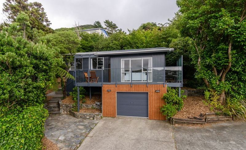  at 6 Swadel Way, Karori, Wellington