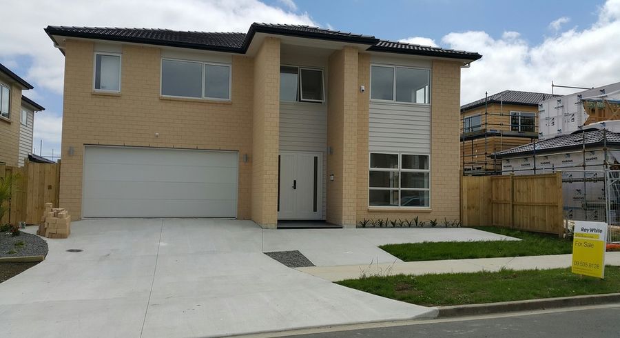  at 18 Kerrykeel Drive, Flat Bush, Auckland