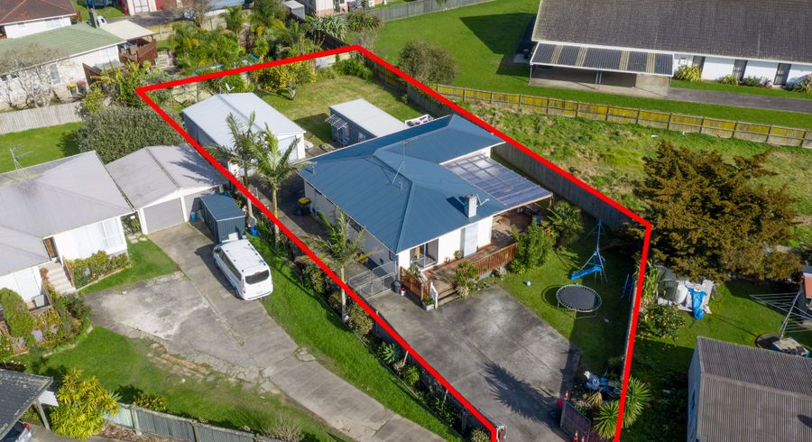  at 77 Skipton Street, Mangere East, Auckland