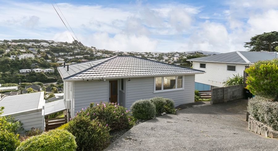  at 43 Turville Crescent, Newlands, Wellington