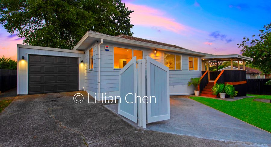  at 2/220 Waitemata Drive, Ranui, Auckland