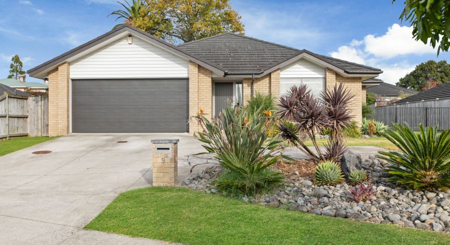  at 9 Cooladerry Place, Rosehill, Papakura