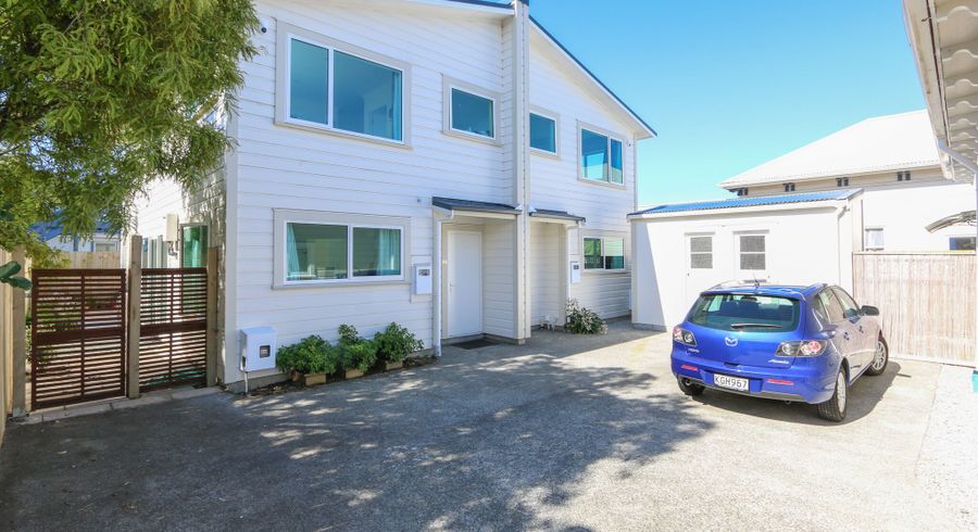  at 10B Te Wharepouri Street, Berhampore, Wellington