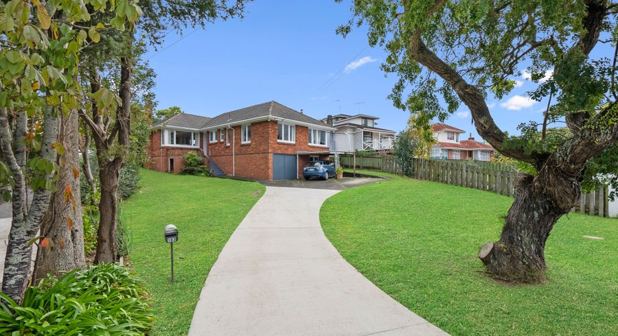  at 103 White Swan Road, Mount Roskill, Auckland