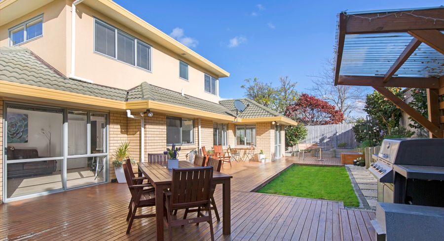  at 2/8 Alicia Road, Somerville, Auckland