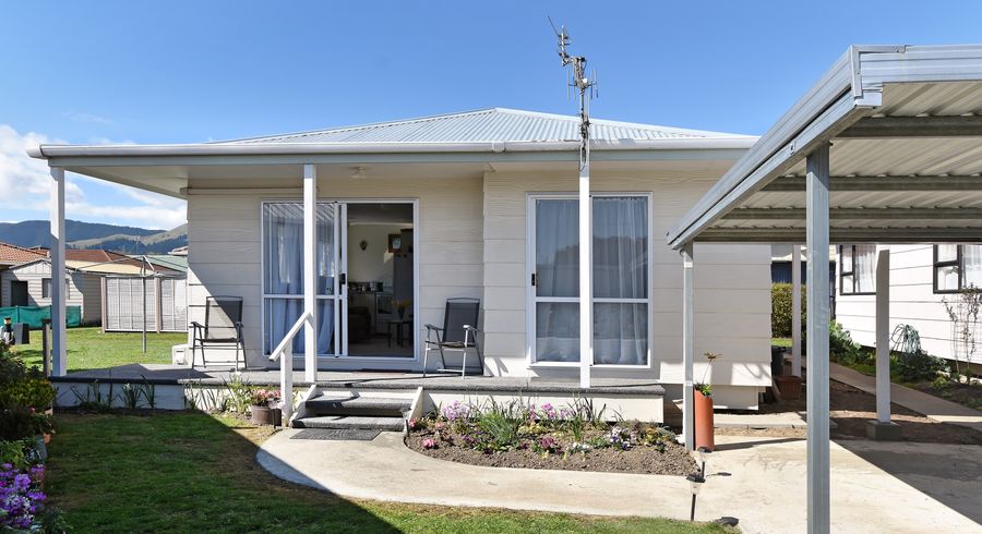  at 6 Conifer Court, Richmond, Richmond