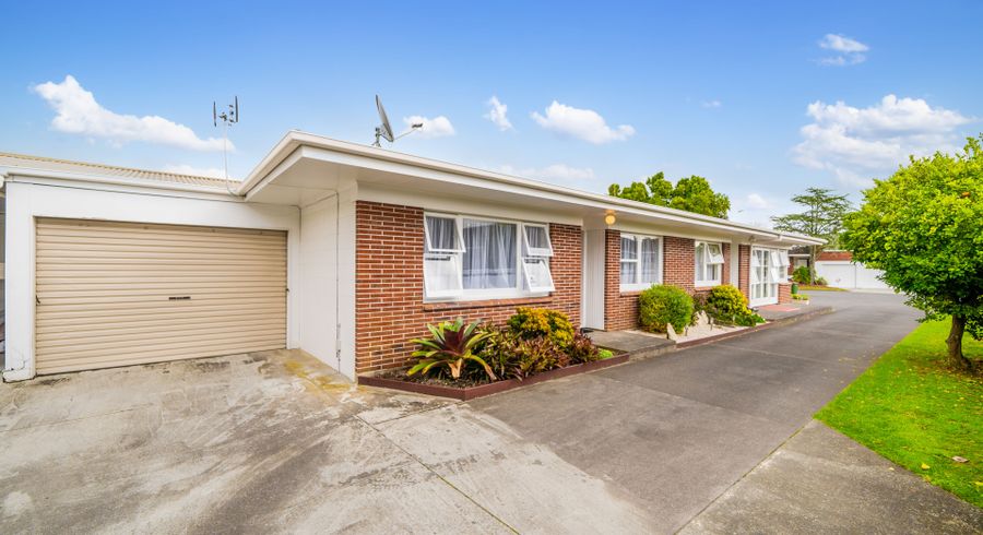 at 4/24 Mcdonald Road, Papatoetoe, Auckland
