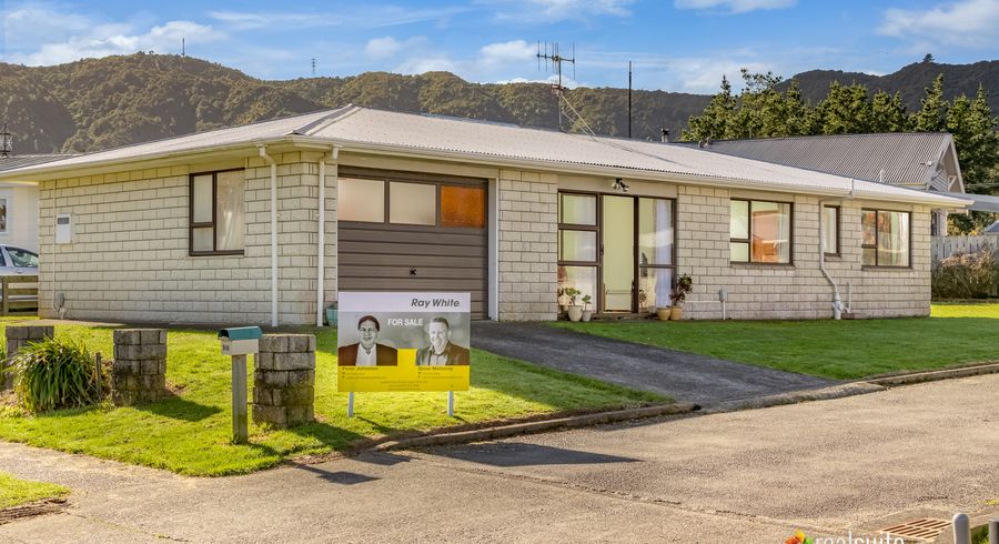  at 346 Wellington Road, Wainuiomata, Lower Hutt