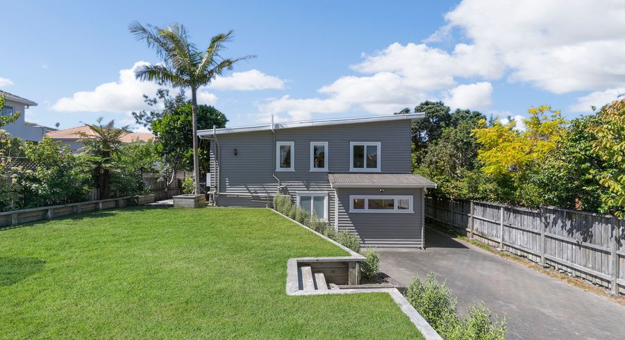 Free property data for 6 Tui Street , Torbay, Auckland - homes.co.nz