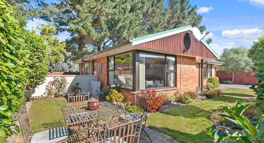  at 2/82 Waratah Street, Avondale, Christchurch