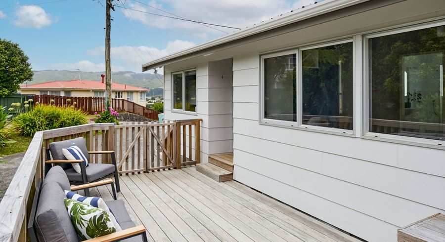  at 88 Larsen Crescent, Tawa, Wellington