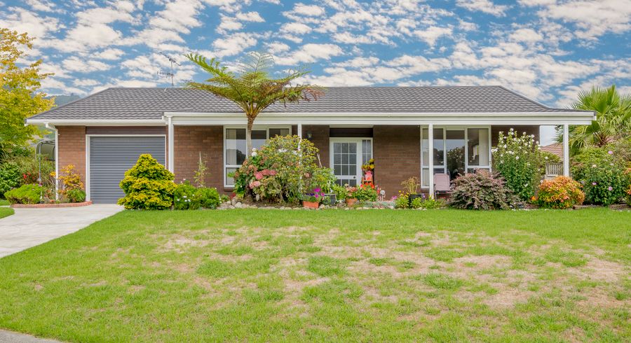  at 4 Hurunui Street, Waikanae