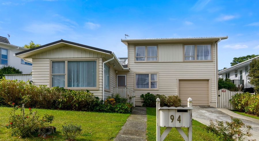  at 94 Major Drive, Kelson, Lower Hutt