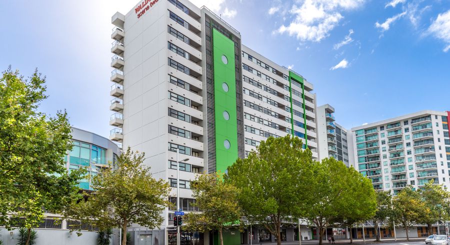  at 602/18 Beach Road, Auckland Central, Auckland