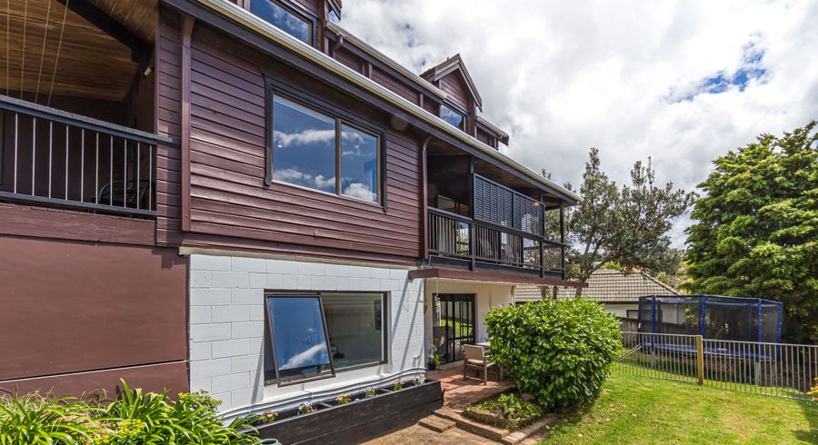  at 34 John Dee Crescent, Red Beach, Red Beach