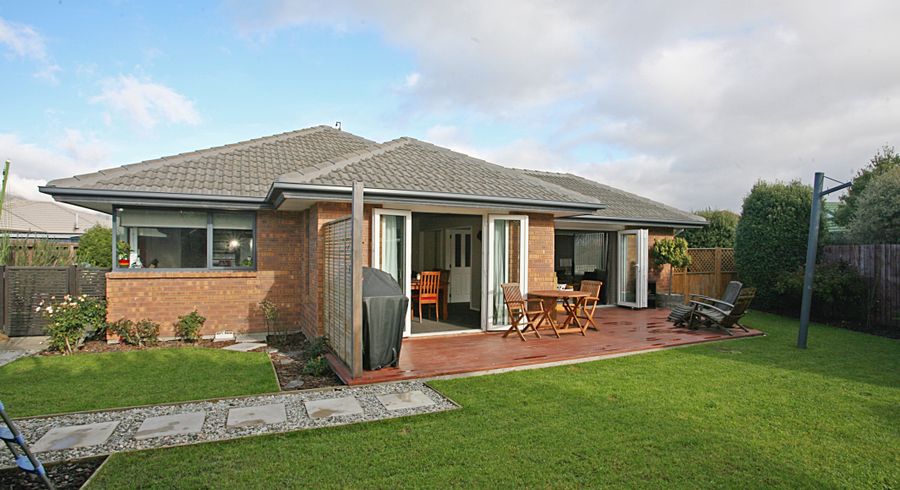  at 6 FANTAIL LANE, Woolston, Christchurch