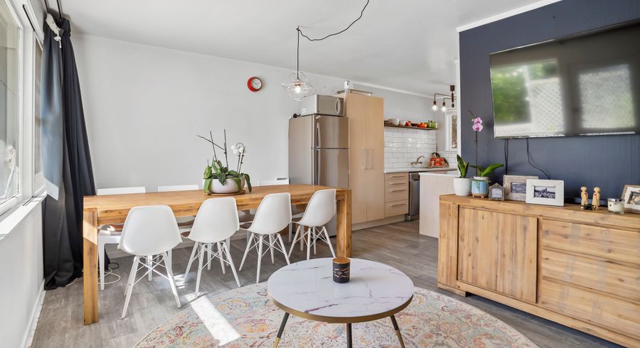 at 2/640 Pakuranga Road, Highland Park, Auckland