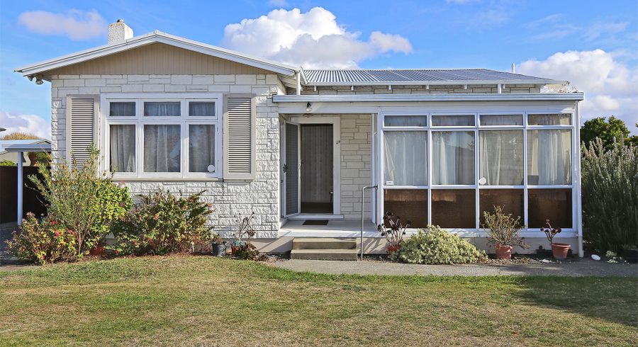  at 1006 Plunket Street, Saint Leonards, Hastings