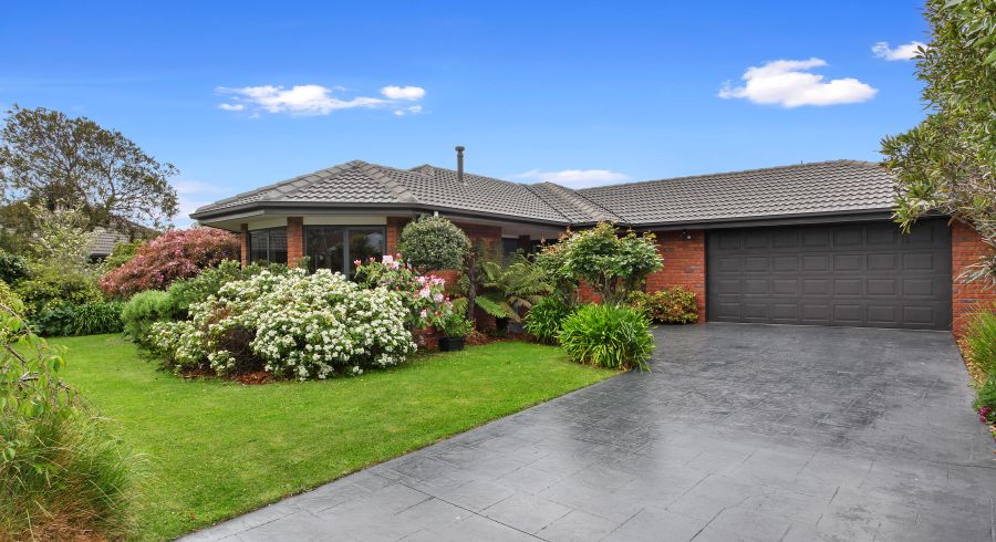  at 5 Carinya Lane, Heathcote Valley, Christchurch