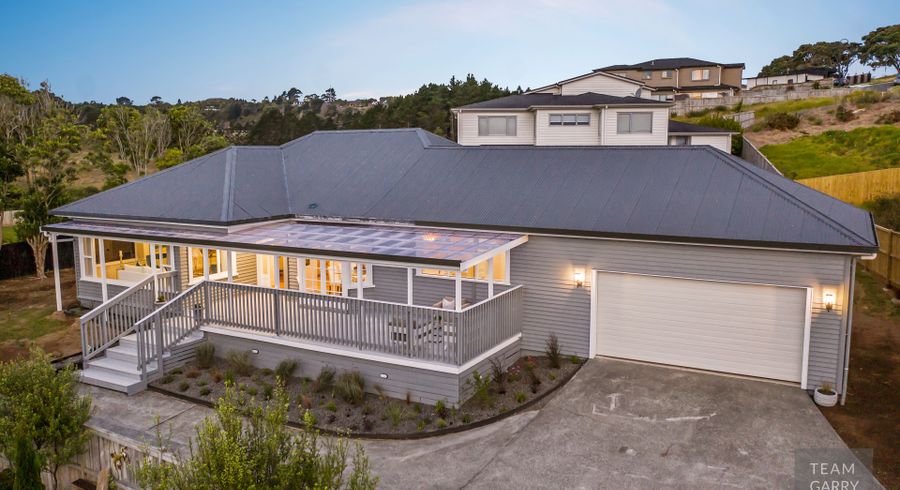  at 43 Dawood Place, The Gardens, Auckland