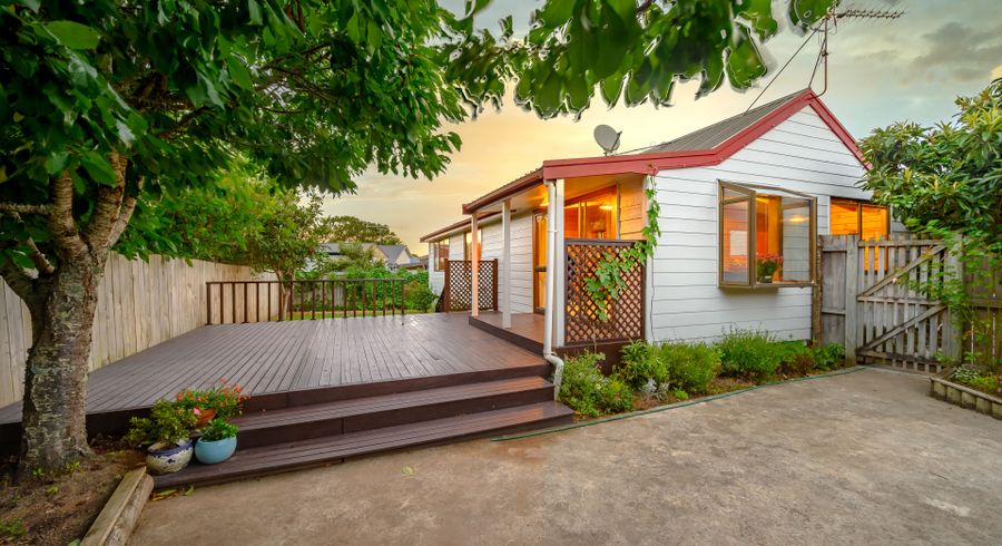 at 28A FIESTA DR, Half Moon Bay, Auckland