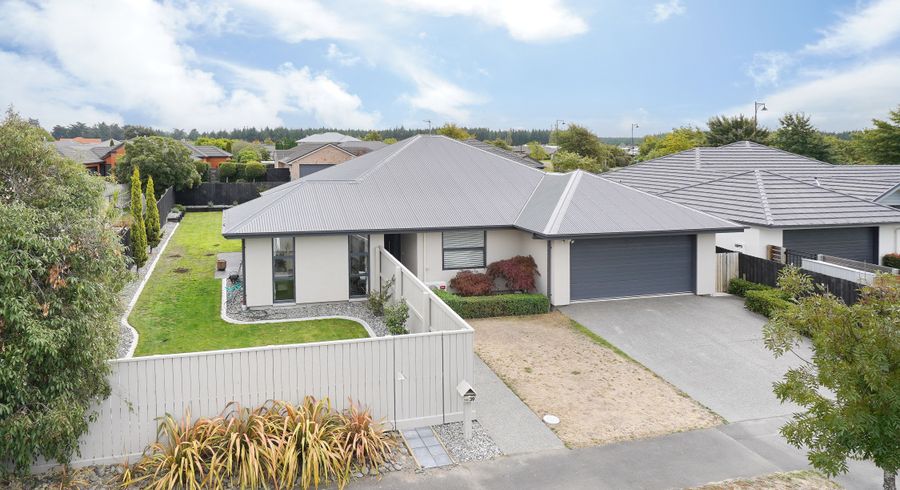  at 39 Amoka Crescent, Parklands, Christchurch