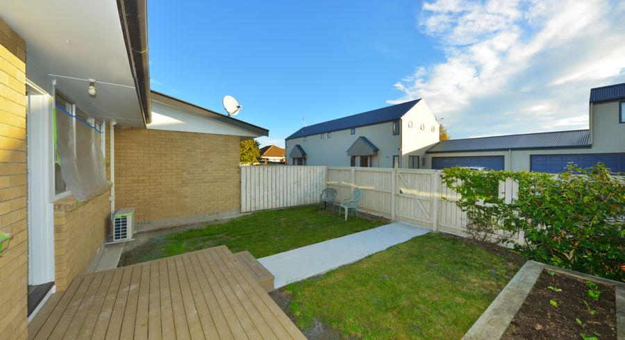  at 2/108 Ruskin Street, Addington, Christchurch