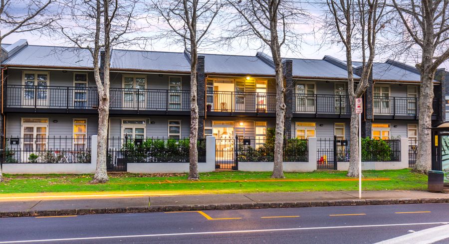  at 17/2 Cawley Street, Ellerslie, Auckland