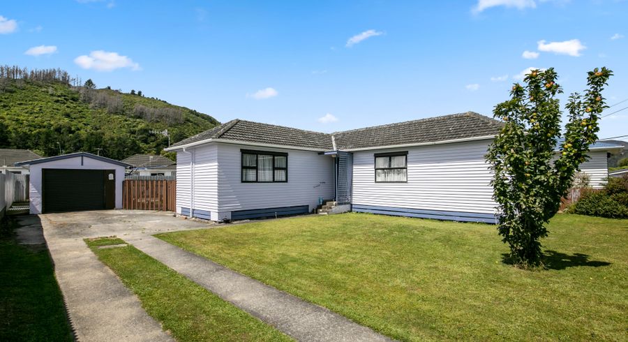  at 13 Heath Street, Wainuiomata, Lower Hutt