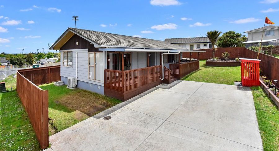  at 14 Charntay Avenue, Clover Park, Auckland