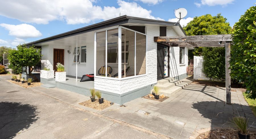  at 2/5 Ashfield Place, Ilam, Christchurch