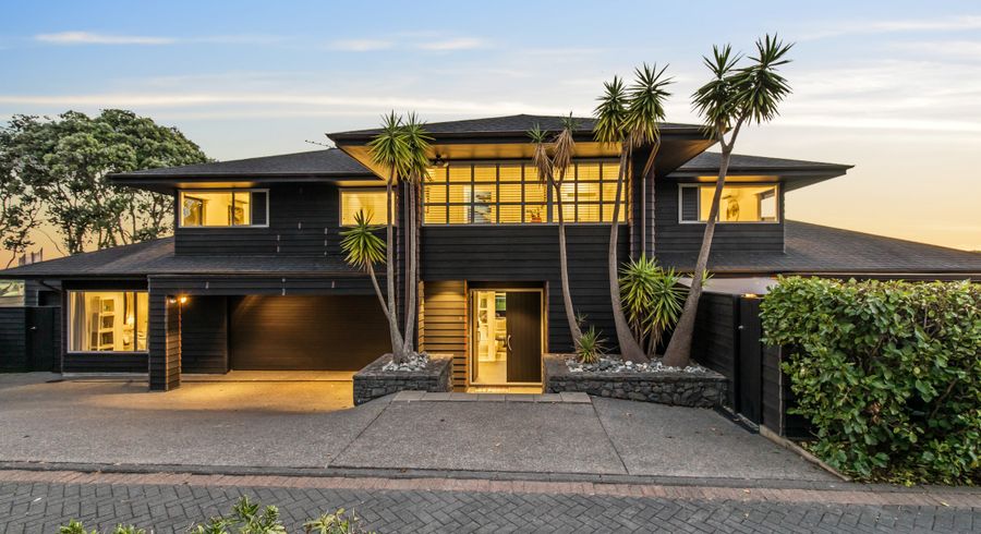 at 8 Peach Parade, Remuera, Auckland