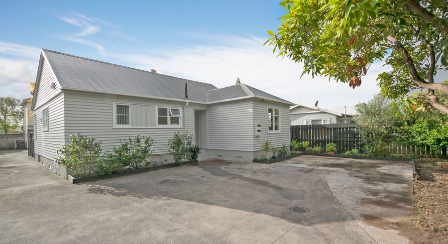  at 23 Ash Street, Avondale, Auckland