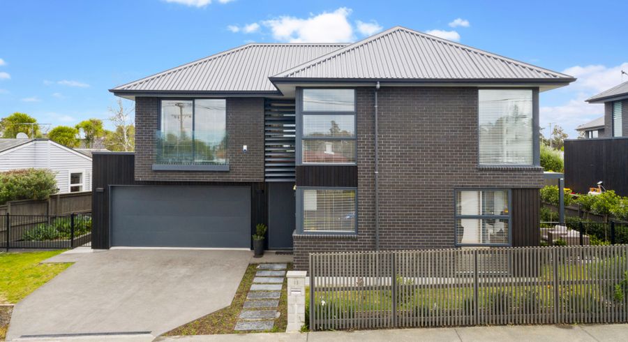  at 15 Silverton AVenue, Wai O Taiki Bay, Auckland