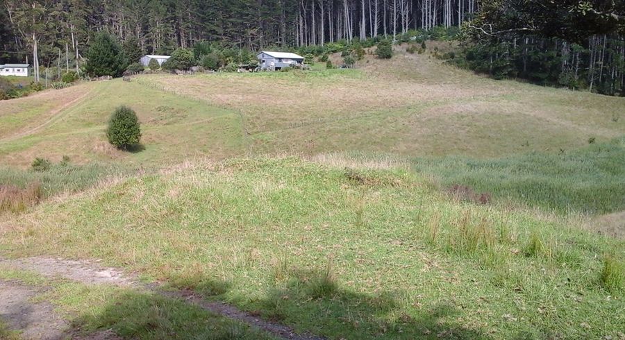  at 704A Karaka Road, Tangowahine