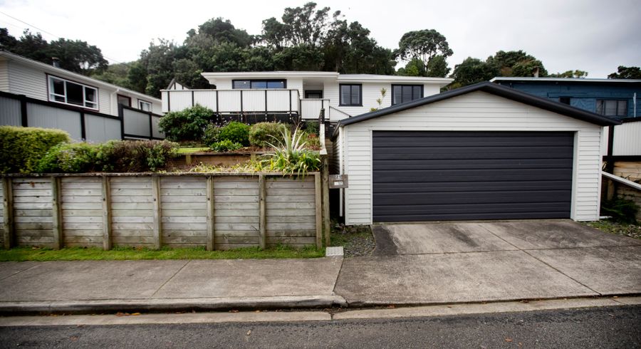  at 21 Simons Street, Moturoa, New Plymouth