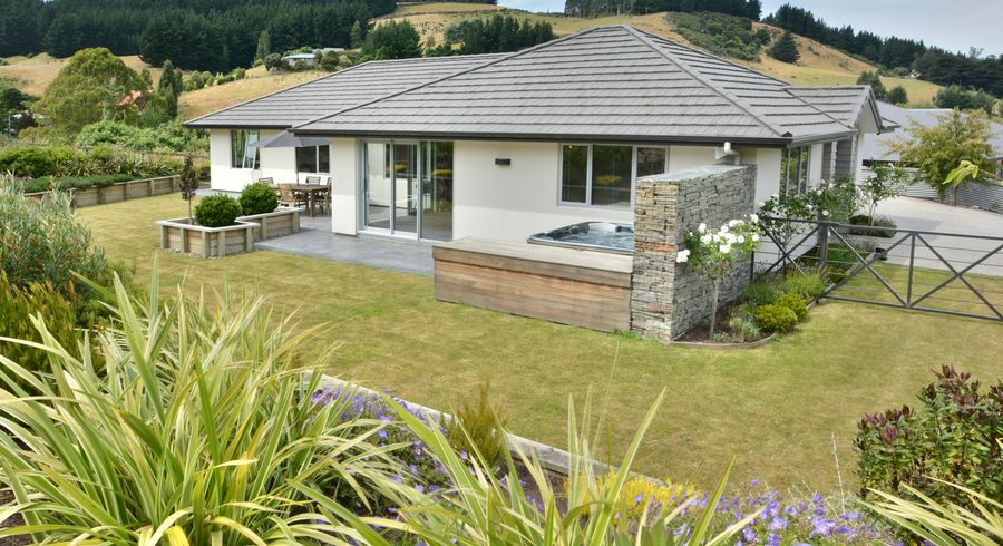  at 24 Glendermid Close, Sawyers Bay, Dunedin