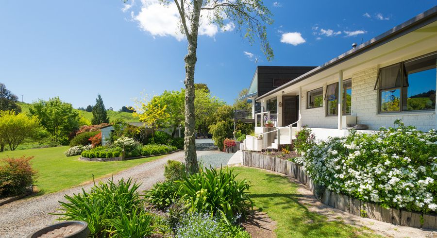  at 171 Maisey Road, Redwood Valley
