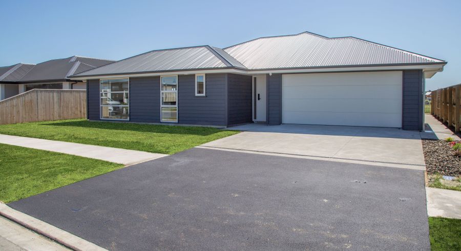  at 5 Whitehorn Drive, Lincoln, Lincoln