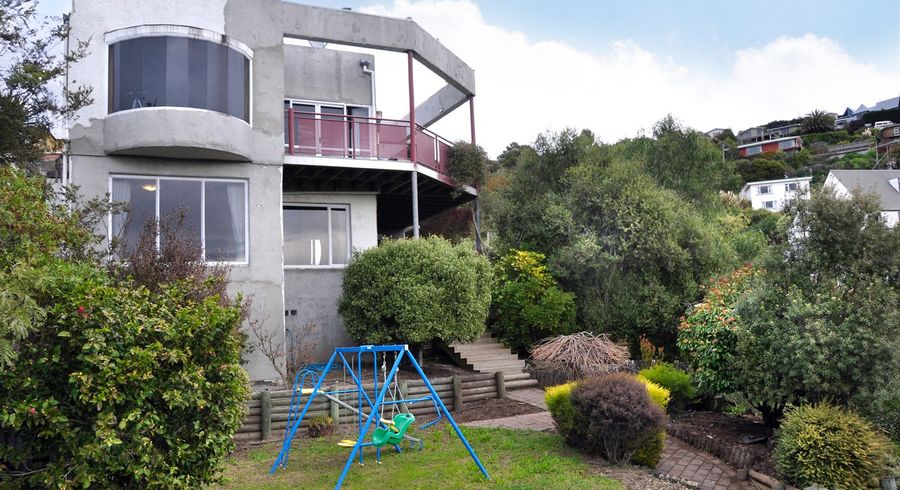 at 29 Aotea Terrace, Huntsbury, Christchurch