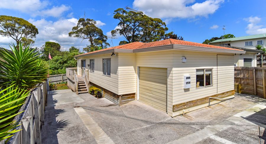  at 4 Waiari Road, Conifer Grove, Takanini